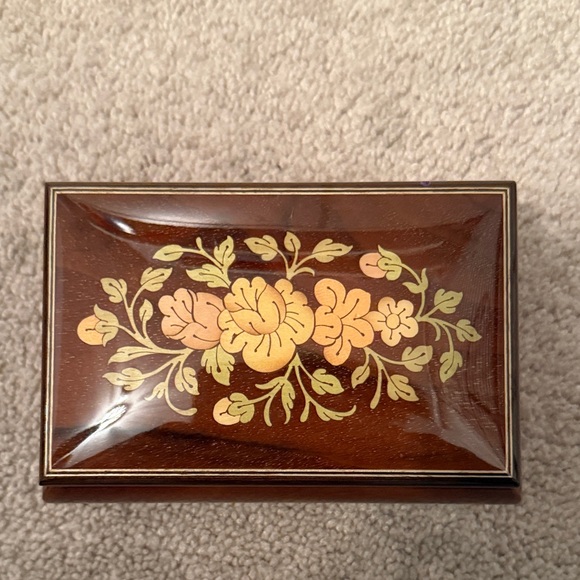 Italian Inlaid Wood Music Box